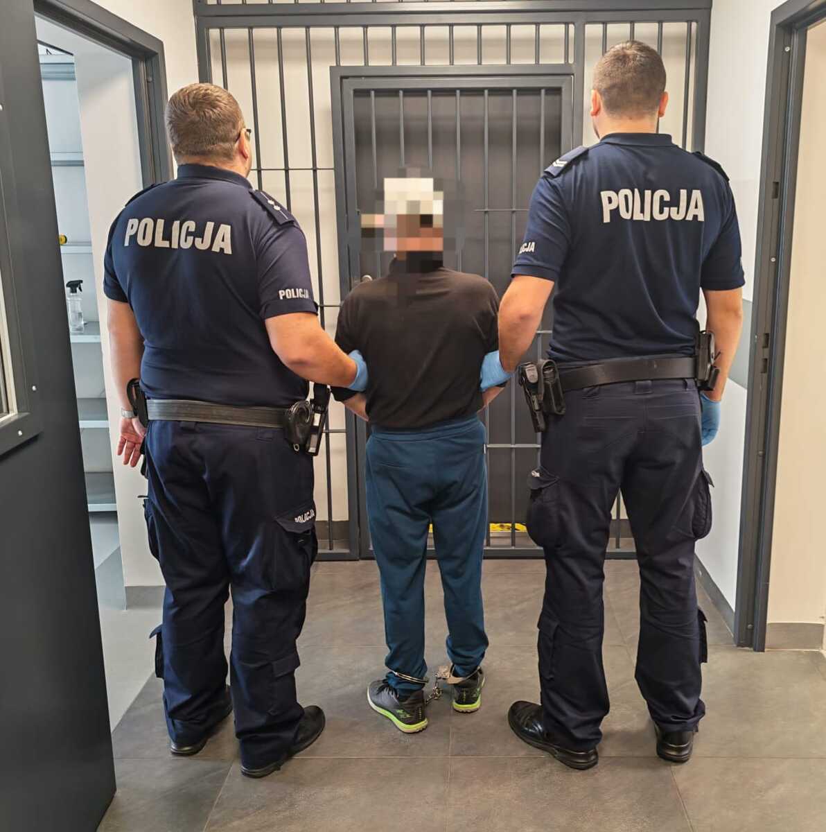 Nietrzeźwy rowerzysta zakończył przejażdżkę w policyjnym radiowozie